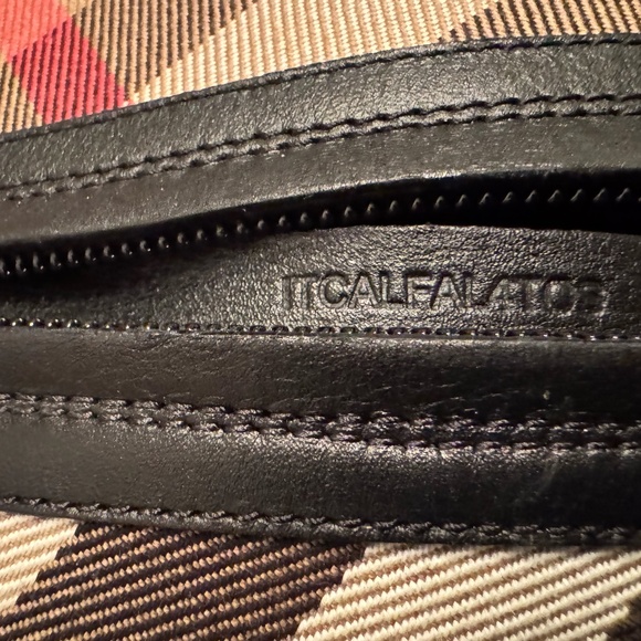 Burberry boots - Picture 9 of 10